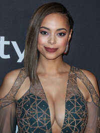 93318540_amber-stevens-west_06012019e_13.jpg