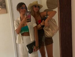 Costume verde-azzurro mare sopra 001.jpg