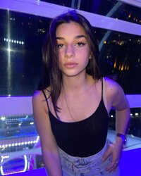 myriam.sava_1685362553_3113369209890418583_2049366560.jpg