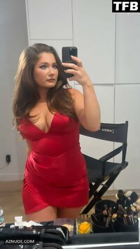 Emma-Kenney-Sexy-12.jpg