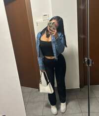 LoveThreads.Net_461709778_3960331390916768_7304152940093352845_n.jpg