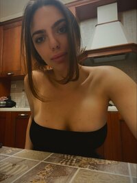 LoveThreads.Net_463283256_1967293563717070_5269507734149098396_n.jpg