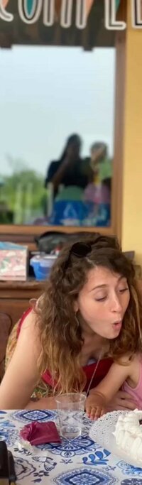 valeria b2.jpg