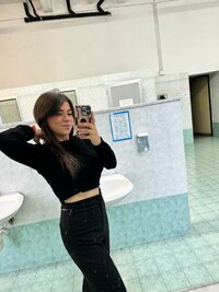 LoveThreads.Net_462676290_1186986402369291_8232523672847369830_n.jpg