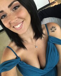 179F8D09-6FE0-483E-A3D0-969DB75C86FE.jpeg