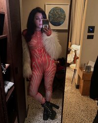 instavalentinanappi_1733999436_3521364958017462470_1008054642.jpg