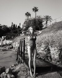 Justine (9).jpg