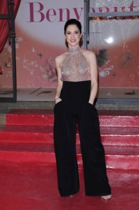 gettyimages-1988749474-612x612.jpg