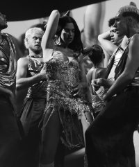 dualipa__2025-05-12T094352.000Z_7.jpg