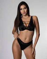 vanessa_minotti__2025-05-18T094409.000Z.webp