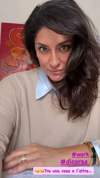 elisaisoardi_1747846587_41974879.webp