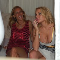 Lindsay Lohan_Partying_019.jpg