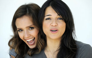 Michelle-Jessica-Alba-Machete-Press-Junket-HQ-michelle-rodriguez-15401888-2500-1601.jpg