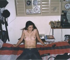 Topless (22).jpg