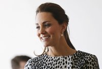 kate-middleton-style-visiting-the-turner-contemporary-gallery-in-margate-march-2015_30.jpg