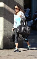pippa-middleton-arrives-at-a-gym-in-london-04-28-2015_6.jpg