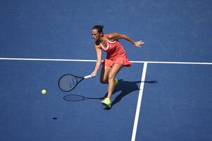 roberta-vinci-2015-us-open-day-nine-quarterfinals-vs-kristina-mladenovic-bjk-national-tennis-cen.jpg