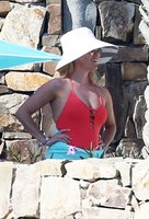 Reese-Witherspoon-in-Red-Swimsuit--06.jpg