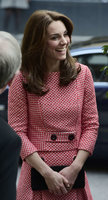 Kate-Middleton--Visit-the-mentoring-programme-of-the-XLP-project--08.jpg
