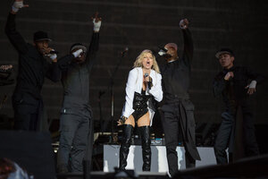 Fergie - Performs at Rock in Rio Lisboa 2016 Day 2 - 20.05.2016_21.jpg