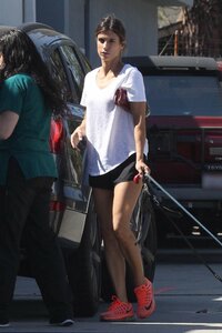 Elisabetta-Canalis-in-Short-Shorts--01.jpg