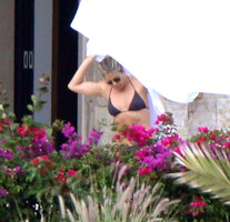 60335535_jennifer-aniston_29122017p_13.jpg