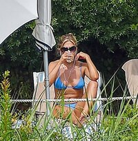 76492772_panda-for-hqcelebcorner-net-39.jpg