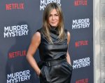 Jennifer-Aniston--Murder-Mystery-LA-Premiere-05.jpg