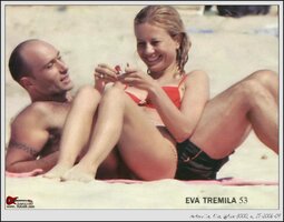 antonella elia in bikini rosso 07.jpg