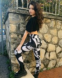karol.eleonora.veronica_87437376_1210627699145586_9093409772550855525_n.jpg