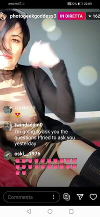 Screenshot_20200329_220904_com.instagram.android.jpg