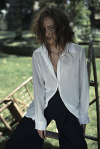 Naturalistic_Woman_11.jpg