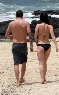 megan fox in bikini 07.jpg