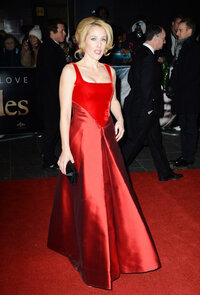 gillian anderson alla prima 02.jpg