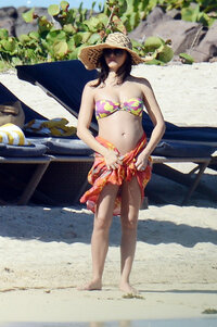 jenna dewan in bikini 02.jpg