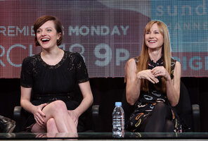 elisabeth moss al talk 08.jpg
