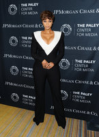 tyra banks al gala 01.jpg