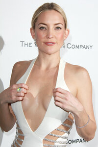 kate hudson alla prima 19.jpg