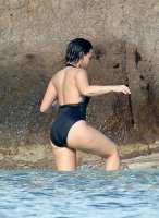 demi lovato al mare 18.jpg