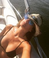 isabel macedo in bikini 01.jpg