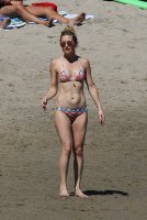 kate hudson in bikini 45.jpg