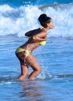 samantha mumba in bikini 08.jpg