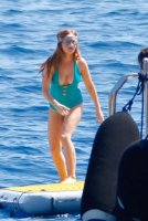 isla fischer in beach 05.jpg