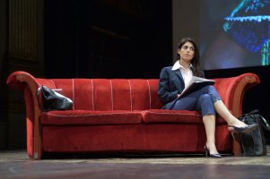 Stagione-Teatro_Virginia-Raggi_Giugno-2016-3.jpg