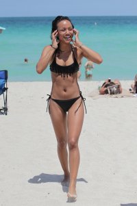 karrueche tran in bikini nero 28.jpg