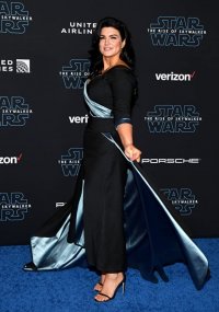 Gina-Carano-Feet-5365419.jpg