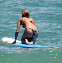 Jennifer-Aniston-Feet-117381.jpg