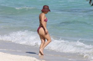 Jennifer-Lopez-Sexy-The-Fappening-Blog-311-1.jpg