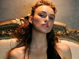 keira-knightley-sexual-look-wallpaper-thumb.jpg