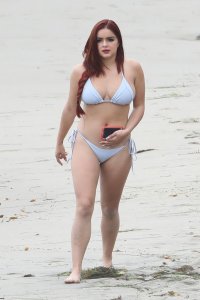 ariel winter in bikini 16.jpg